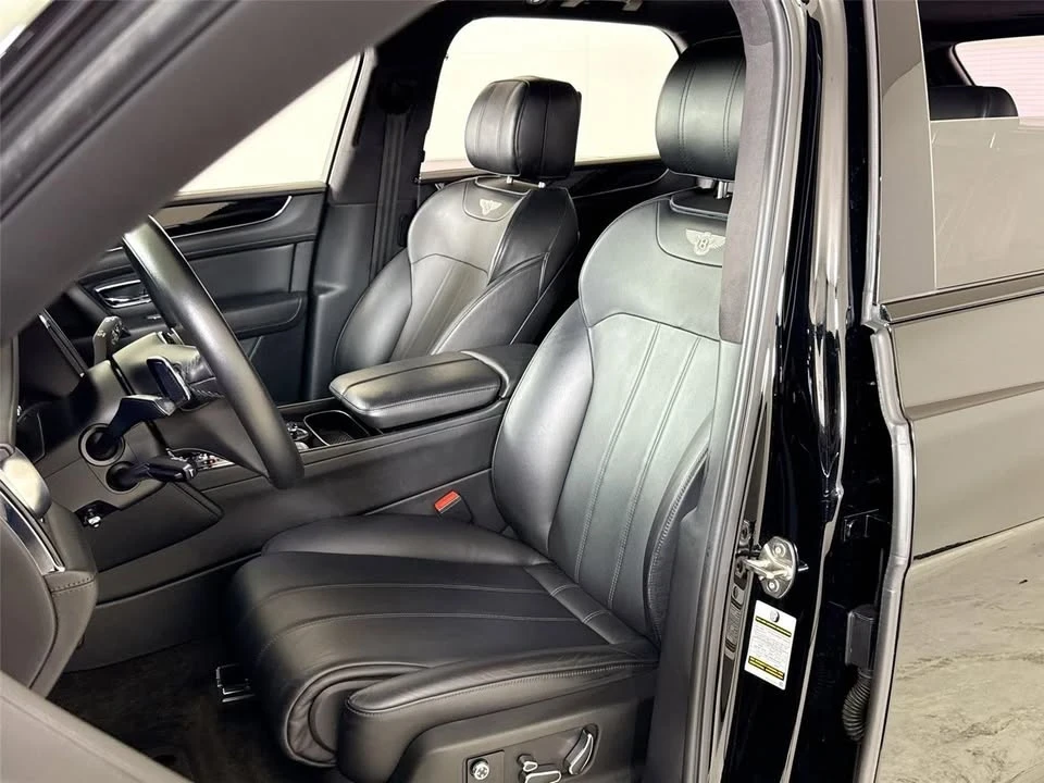 2019 Bentley Bentayga - Image 9 of 20