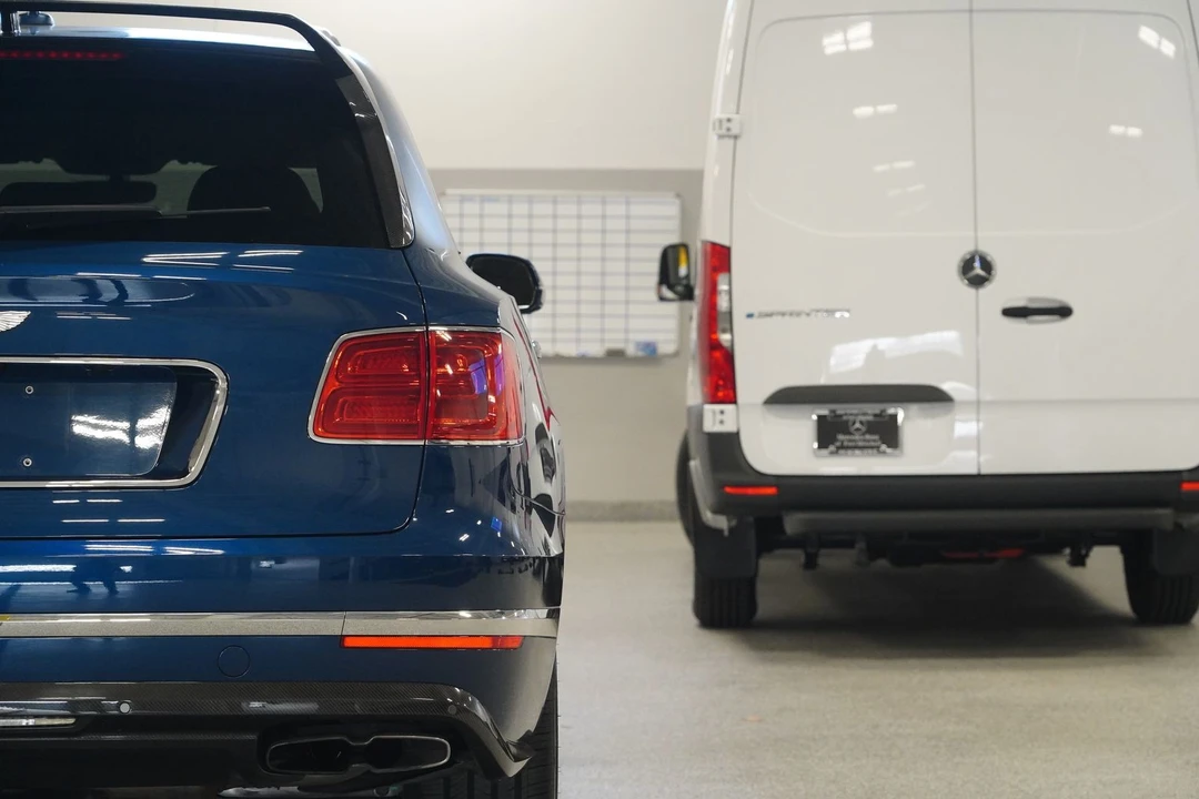 2019 Bentley Bentayga - Image 11 of 12