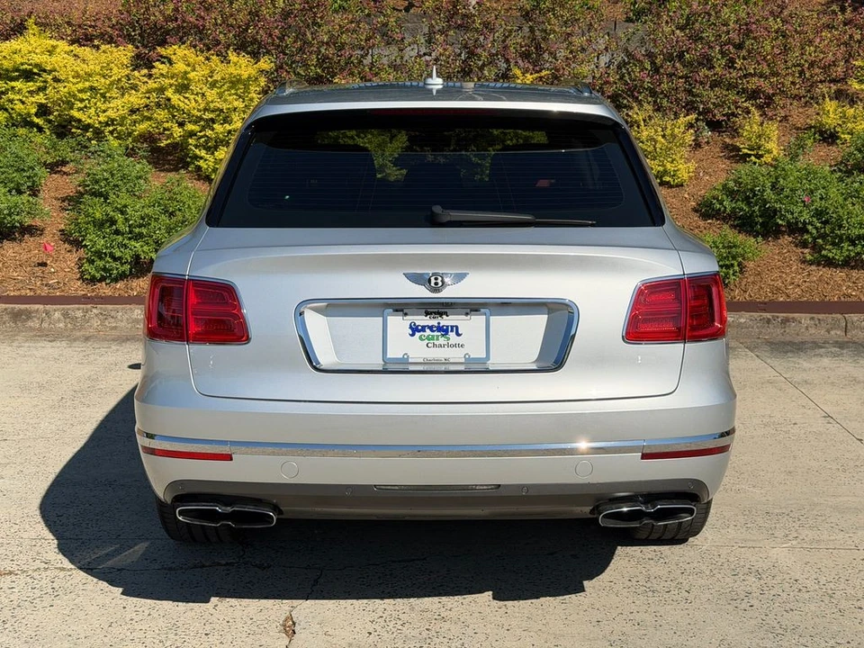 2019 Bentley Bentayga - Image 12 of 31