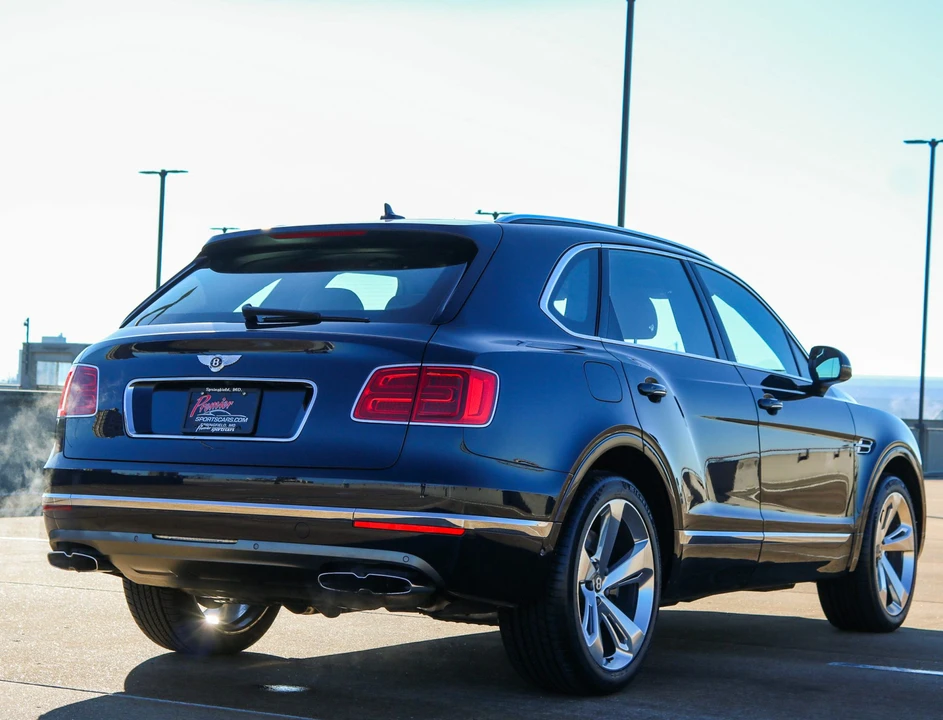 2019 Bentley Bentayga - Image 7 of 31