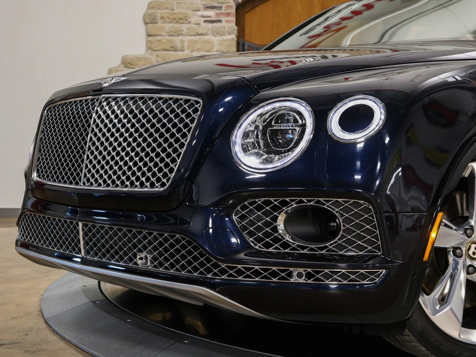 2019 Bentley Bentayga - Image 20 of 31