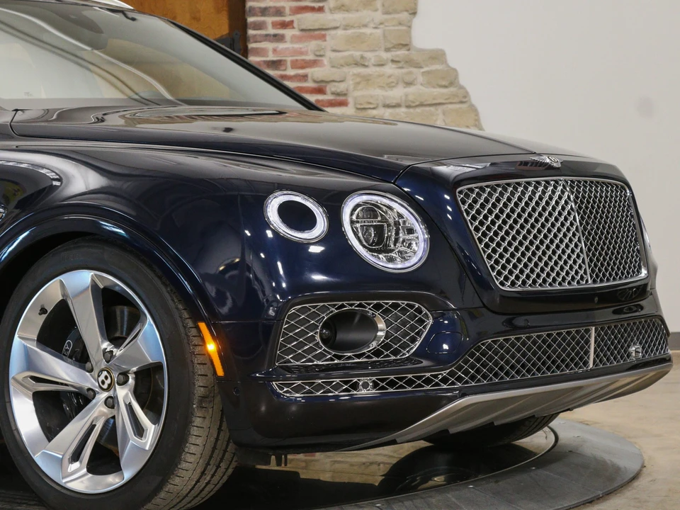 2019 Bentley Bentayga - Image 19 of 31