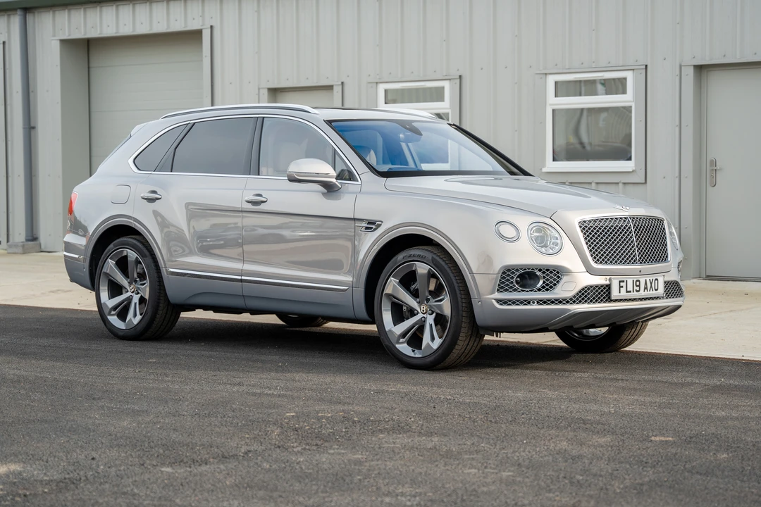 2019 Bentley Bentayga - Image 9 of 31