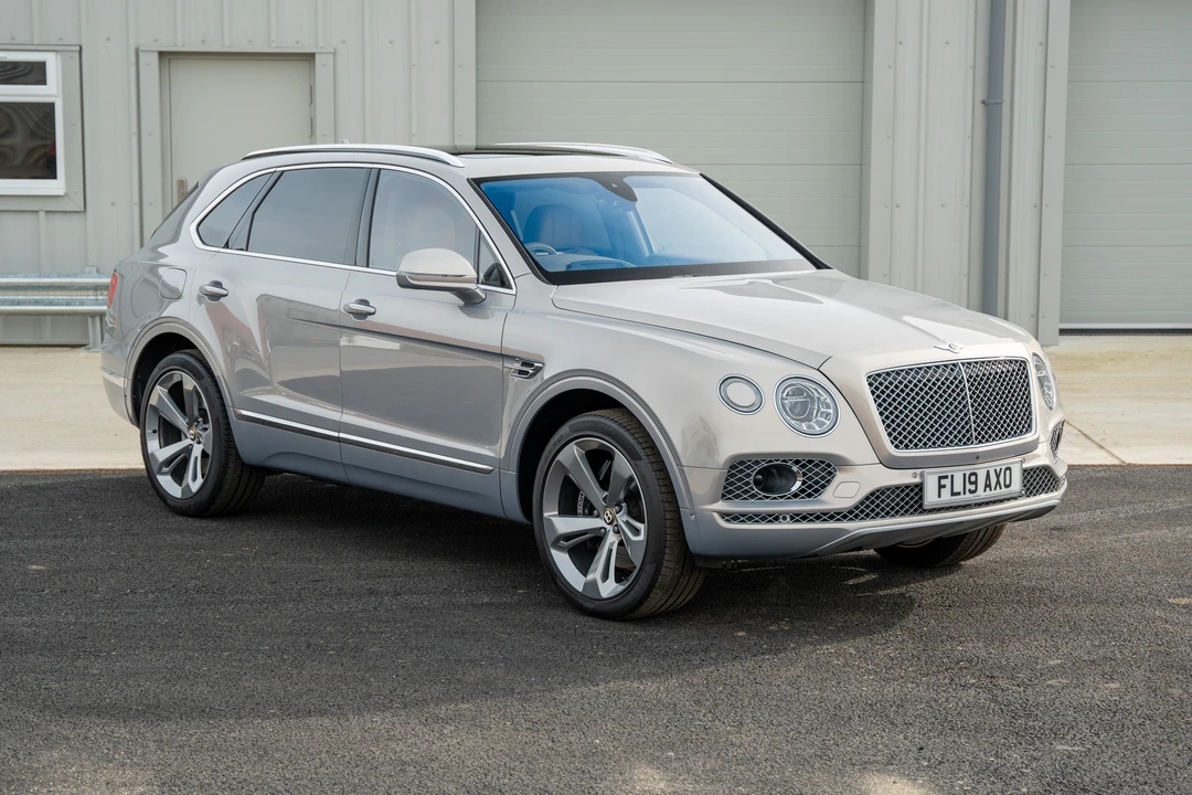 2019 Bentley Bentayga - Image 16 of 31