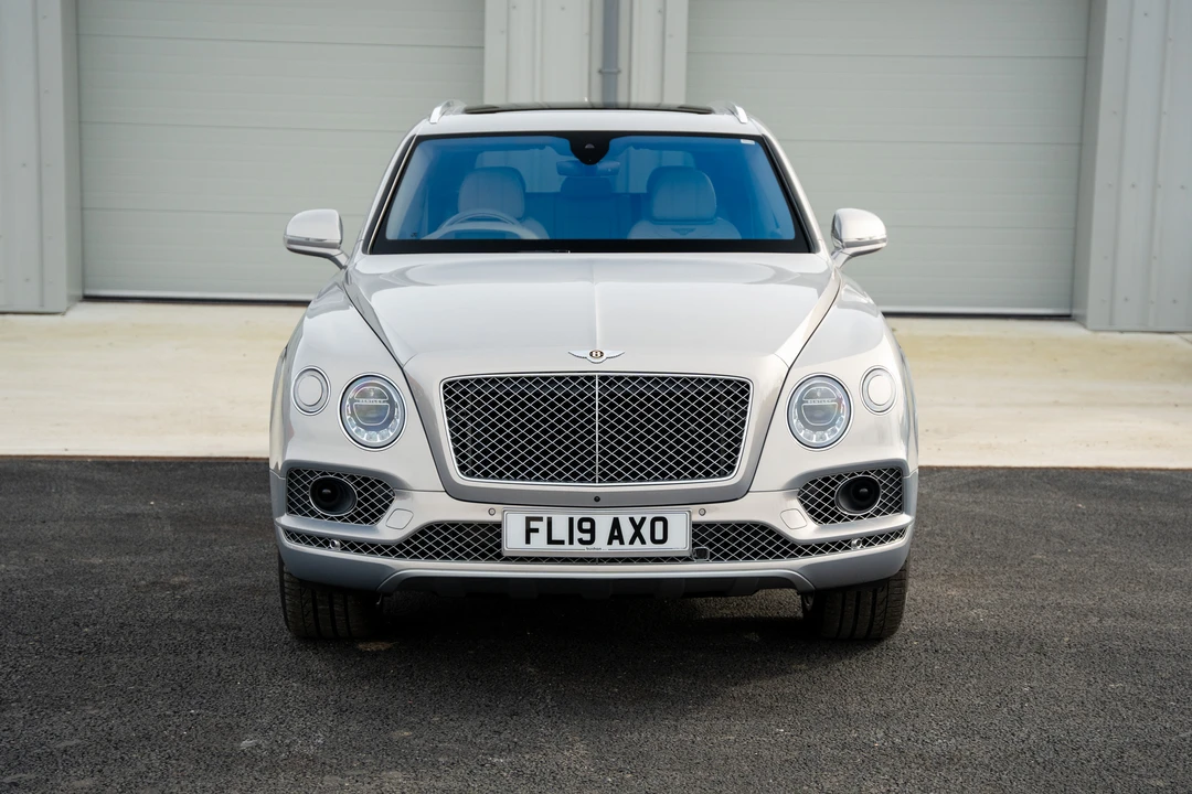 2019 Bentley Bentayga - Image 17 of 31