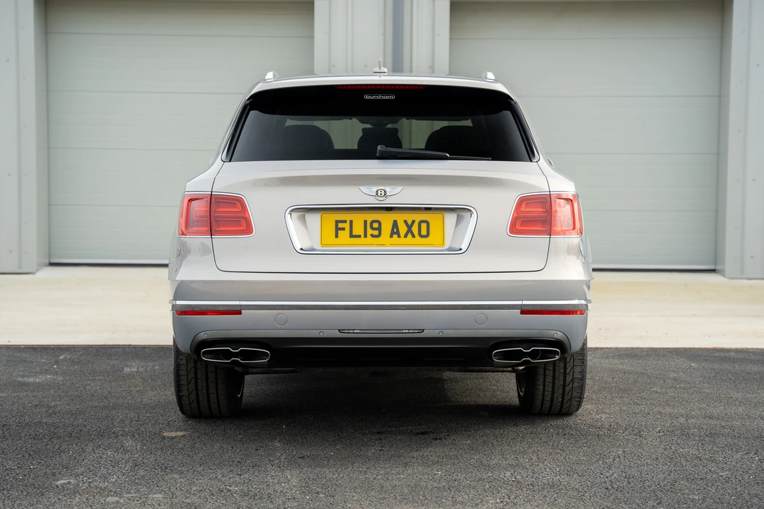 2019 Bentley Bentayga - Image 13 of 31