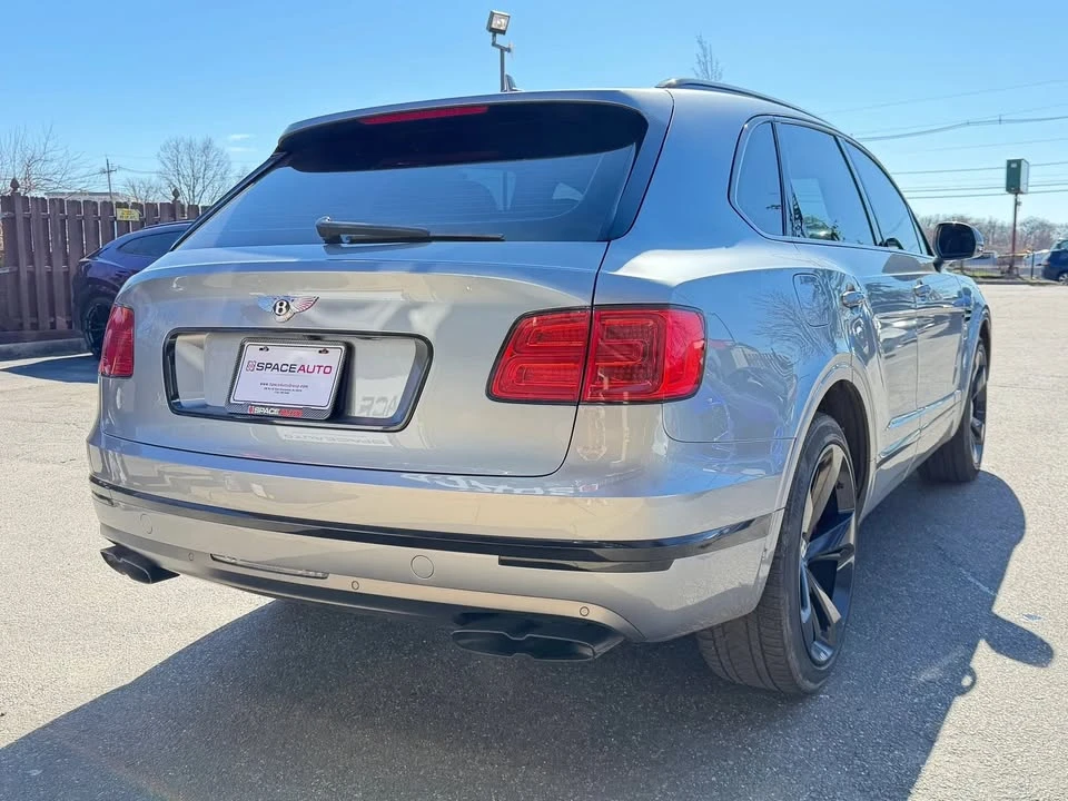 2019 Bentley Bentayga - Image 7 of 9
