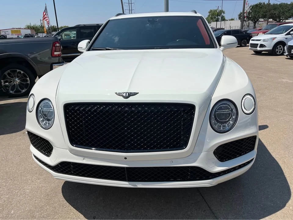 2019 Bentley Bentayga - Image 2 of 5