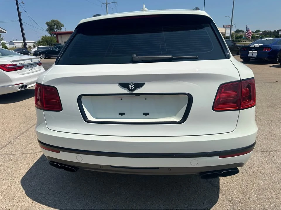 2019 Bentley Bentayga - Image 5 of 9