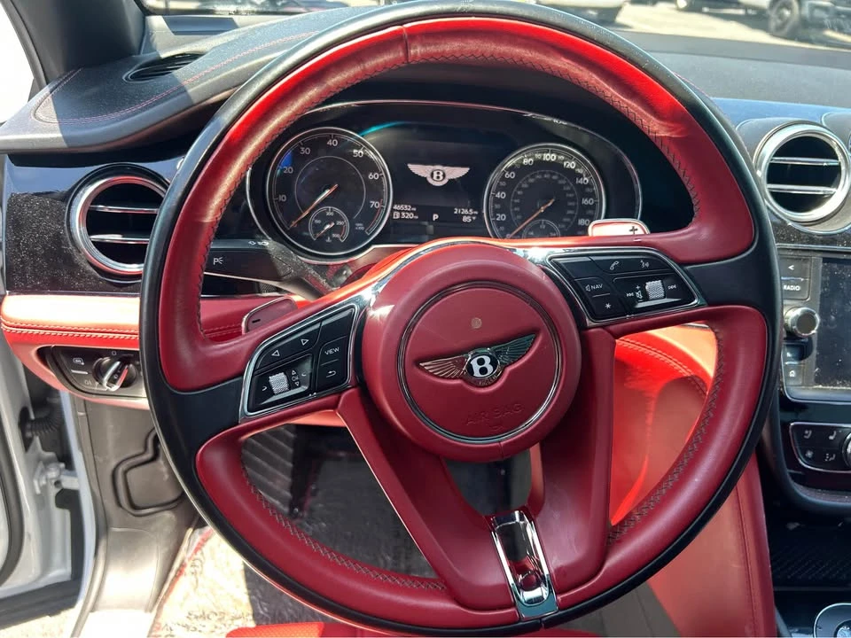 2019 Bentley Bentayga - Image 16 of 20