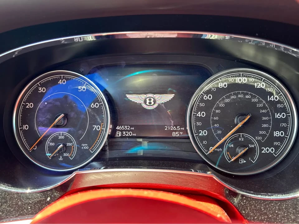 2019 Bentley Bentayga - Image 17 of 20