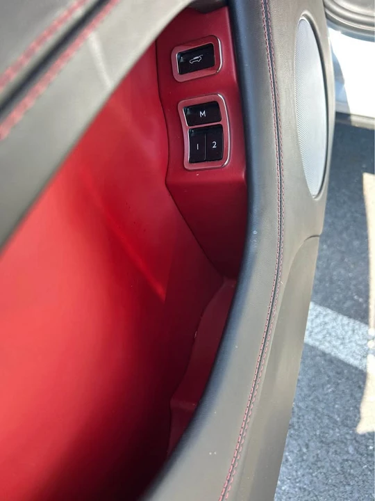 2019 Bentley Bentayga - Image 13 of 20