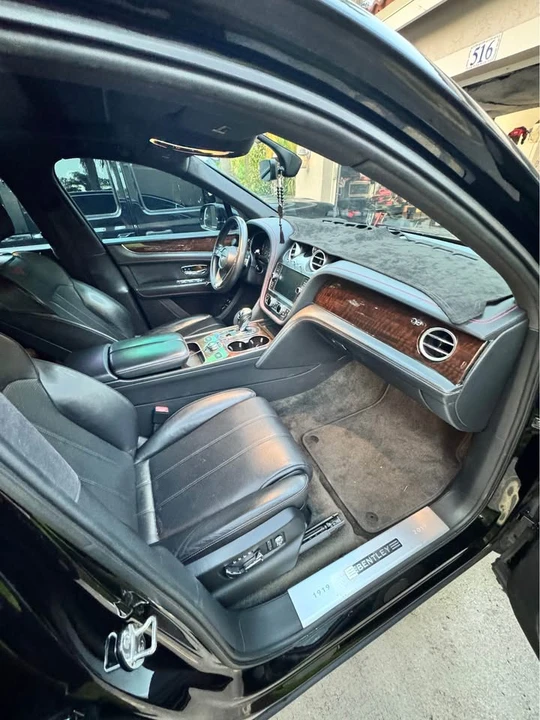 2019 Bentley Bentayga - Image 15 of 16