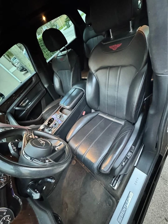 2019 Bentley Bentayga - Image 8 of 16