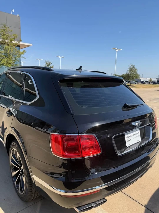 2019 Bentley Bentayga - Image 4 of 16