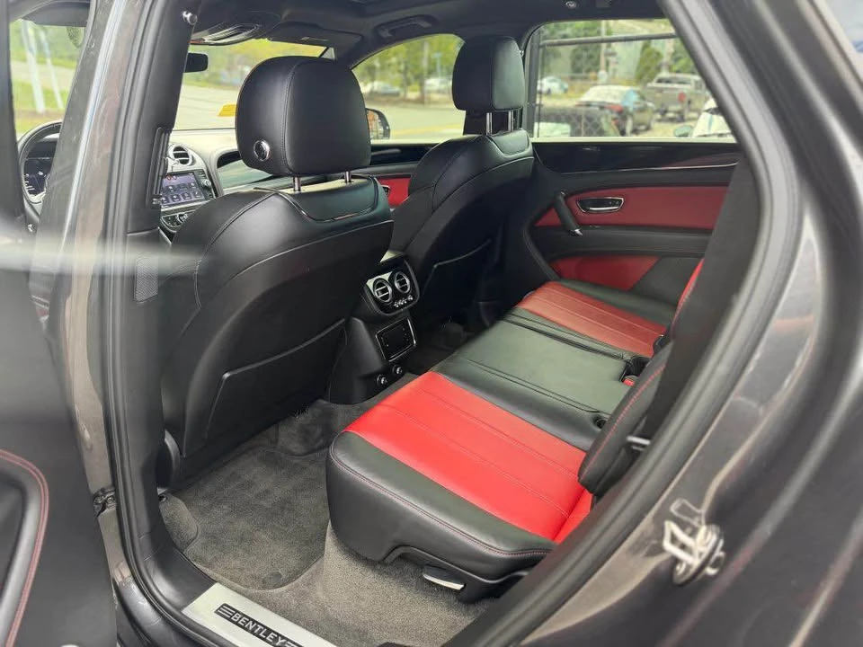 2019 Bentley Bentayga - Image 13 of 20
