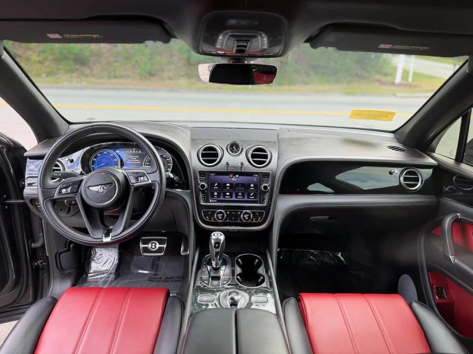 2019 Bentley Bentayga - Image 7 of 20