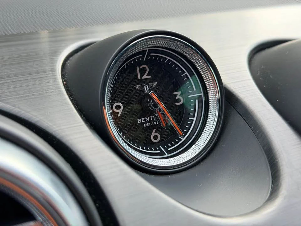 2019 Bentley Bentayga - Image 15 of 20
