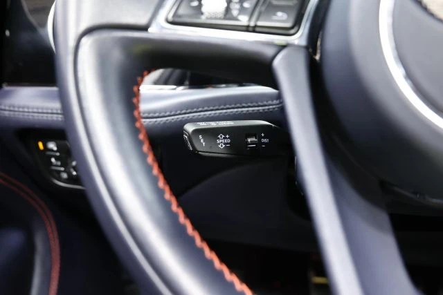 2019 Bentley Bentayga - Image 29 of 31