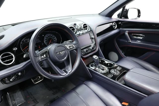 2019 Bentley Bentayga - Image 2 of 31