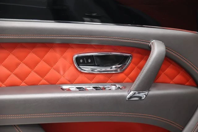 2019 Bentley Bentayga - Image 12 of 21