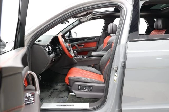 2019 Bentley Bentayga - Image 15 of 21