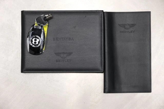 2019 Bentley Bentayga - Image 5 of 21