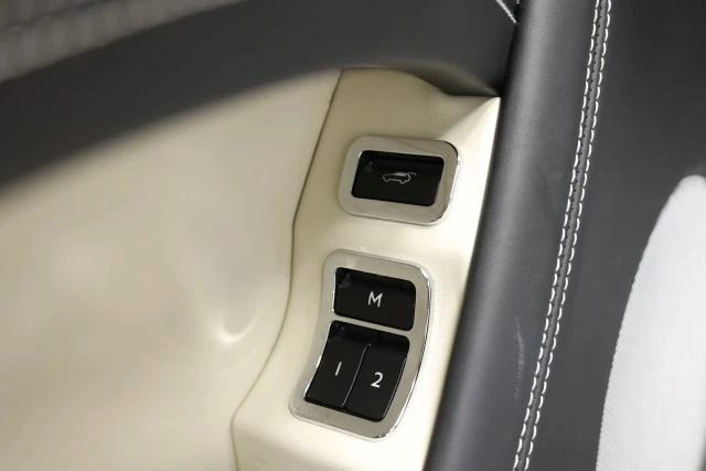 2019 Bentley Bentayga - Image 12 of 12