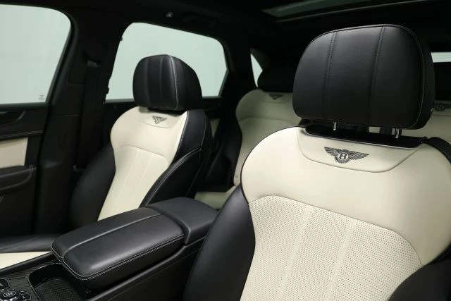 2019 Bentley Bentayga - Image 3 of 12