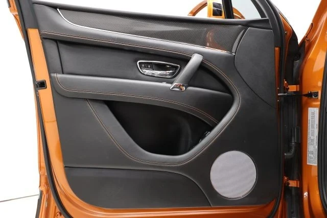2019 Bentley Bentayga - Image 9 of 12