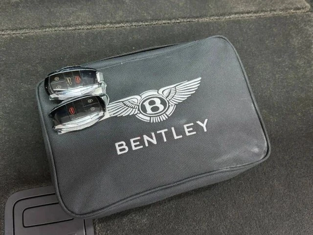 2019 Bentley Bentayga - Image 26 of 31