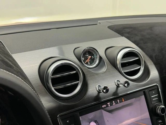 2019 Bentley Bentayga - Image 24 of 31
