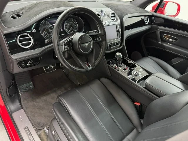 2019 Bentley - Image 10 of 31