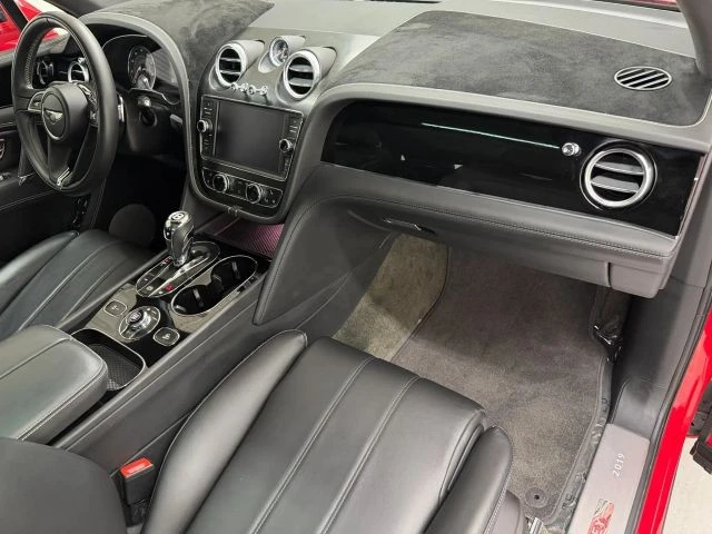2019 Bentley - Image 11 of 31