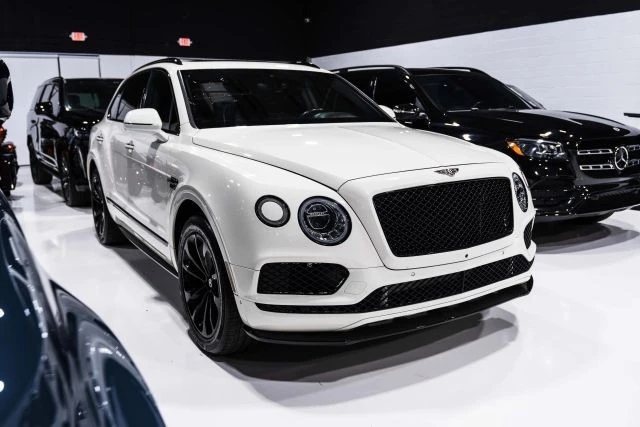 2019 Bentley Bentayga - Image 2 of 31
