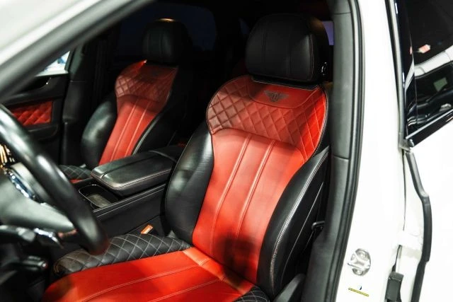 2019 Bentley Bentayga - Image 26 of 31