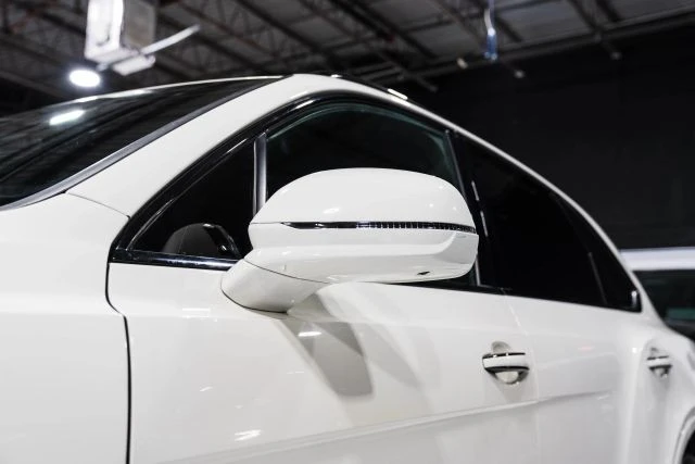 2019 Bentley Bentayga - Image 8 of 21