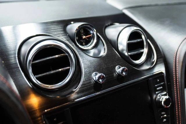 2019 Bentley Bentayga - Image 31 of 31
