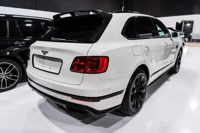 2019 Bentley Bentayga - Image 10 of 21