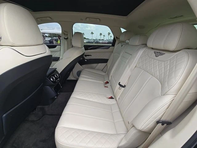 2019 Bentley Bentayga - Image 11 of 12