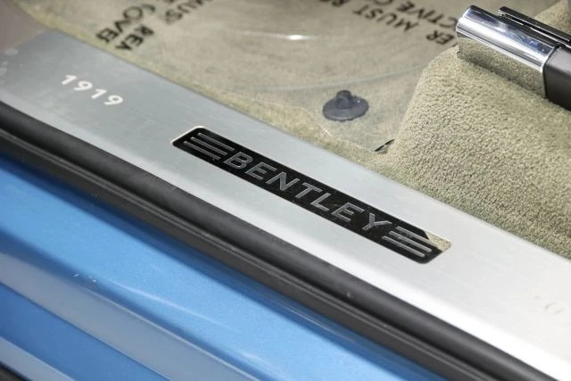 2019 Bentley Bentayga - Image 16 of 21