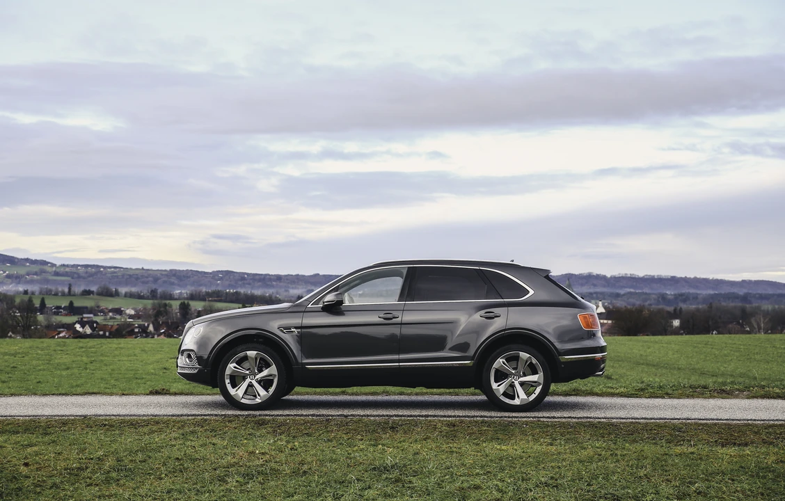 2019 Bentley Bentayga - Image 5 of 31