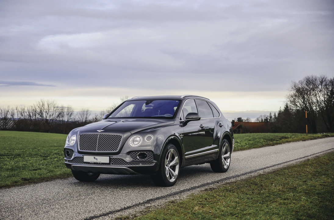 2019 Bentley Bentayga - Image 4 of 31