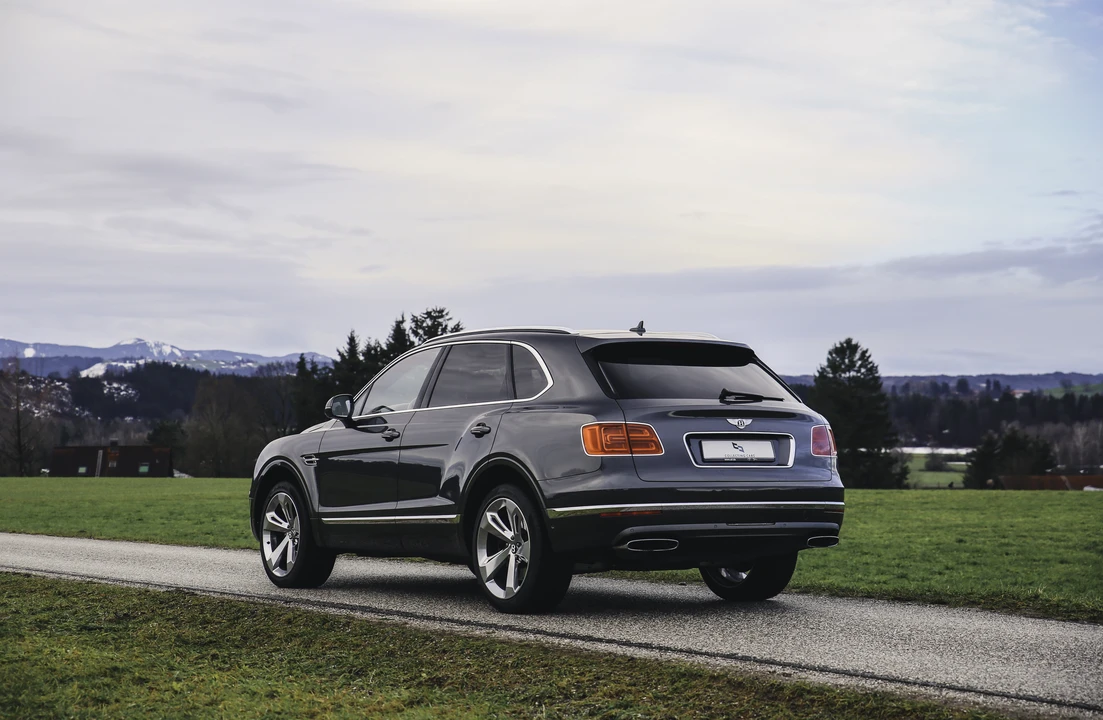 2019 Bentley Bentayga - Image 6 of 31