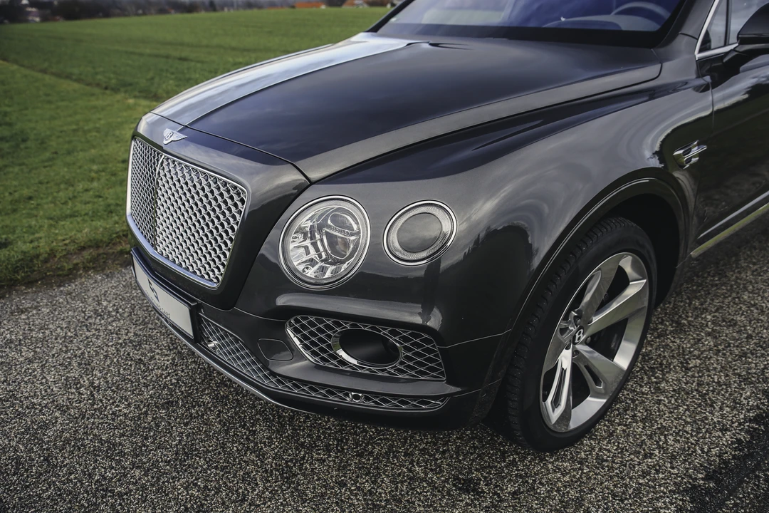 2019 Bentley Bentayga - Image 29 of 31