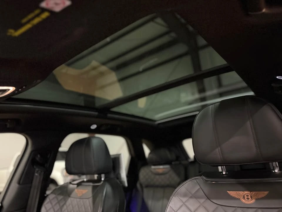 2019 Bentley Bentayga - Image 14 of 20