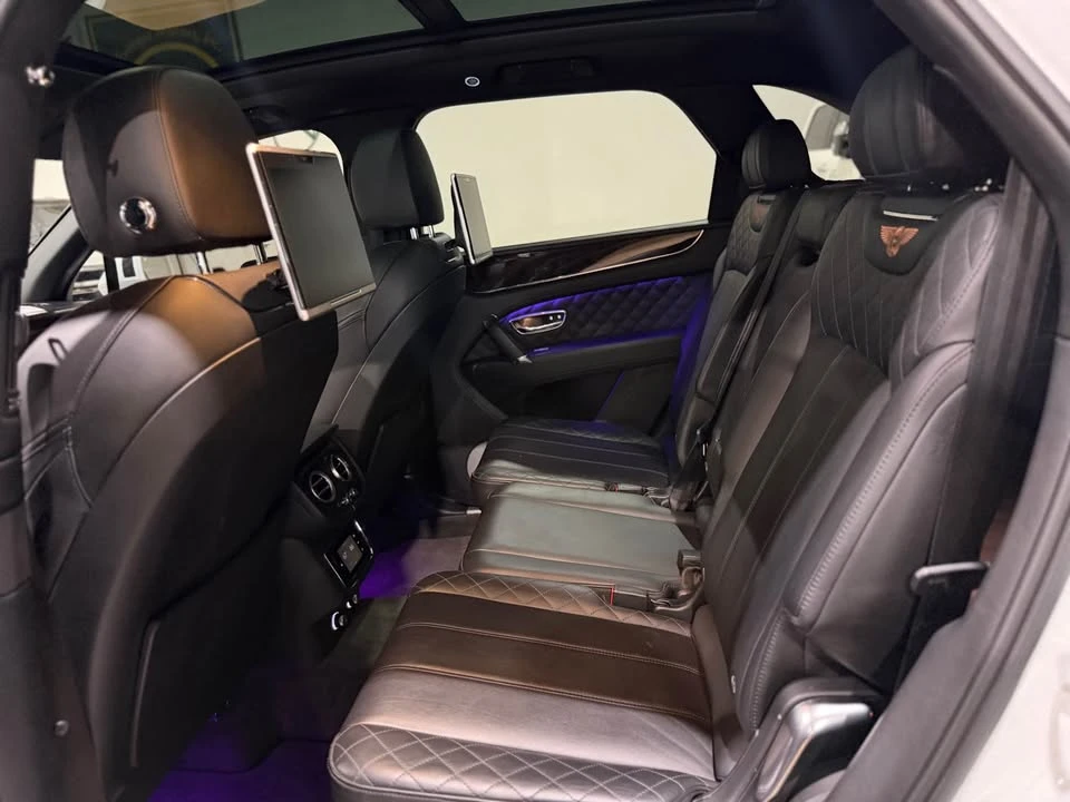 2019 Bentley Bentayga - Image 15 of 20