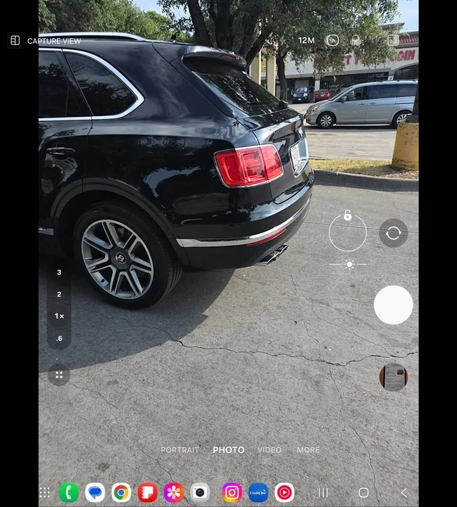 2019 Bentley Bentayga - Image 4 of 6