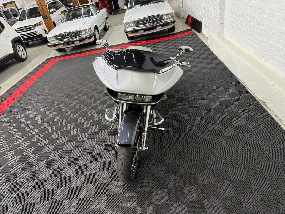 2019 Bentley - Image 6 of 10
