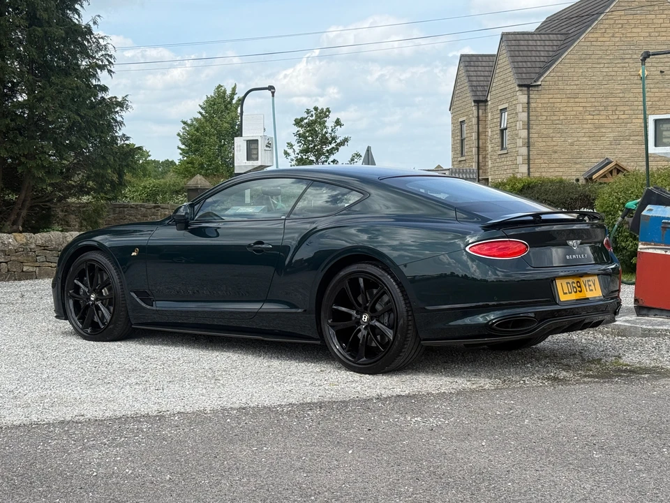 2019 Bentley Continental GT Mulliner 3rd Gen - Image 11 of 31